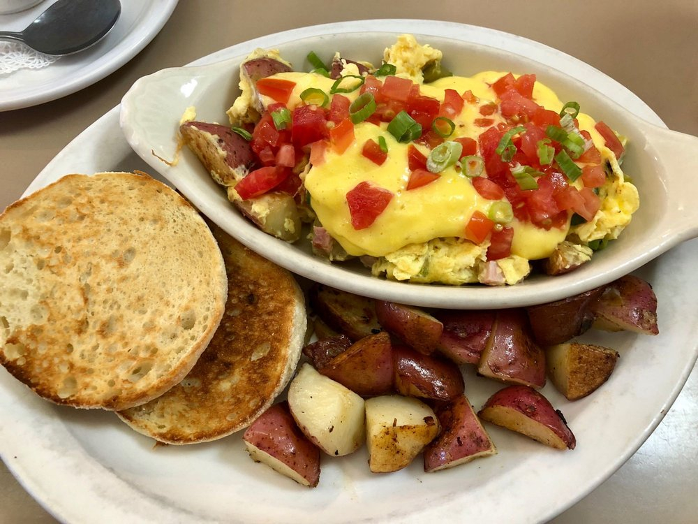 The Serving Spoon (Sarasota) Jeff Eats